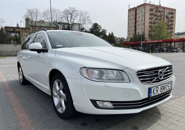 Volvo V70 cena 38000 przebieg: 421800, rok produkcji 2015 z Kraków małe 781
